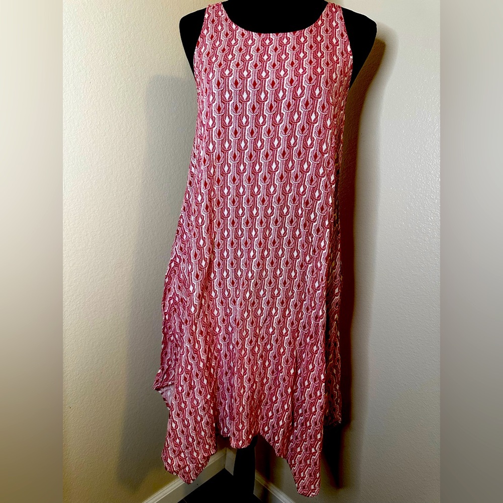Red Sleeveless Scrunch Strap Keyhole Dress
